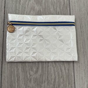 Ipsy bag - textured in silvery white.  EUC.